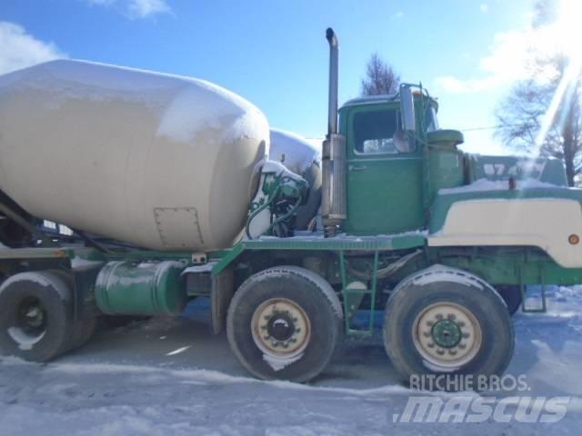 Mack 600 Ďalšie nákladné vozidlá