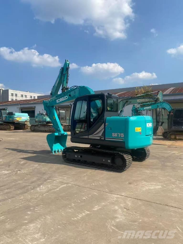 Kobelco SK75-11 Pásové rýpadlá