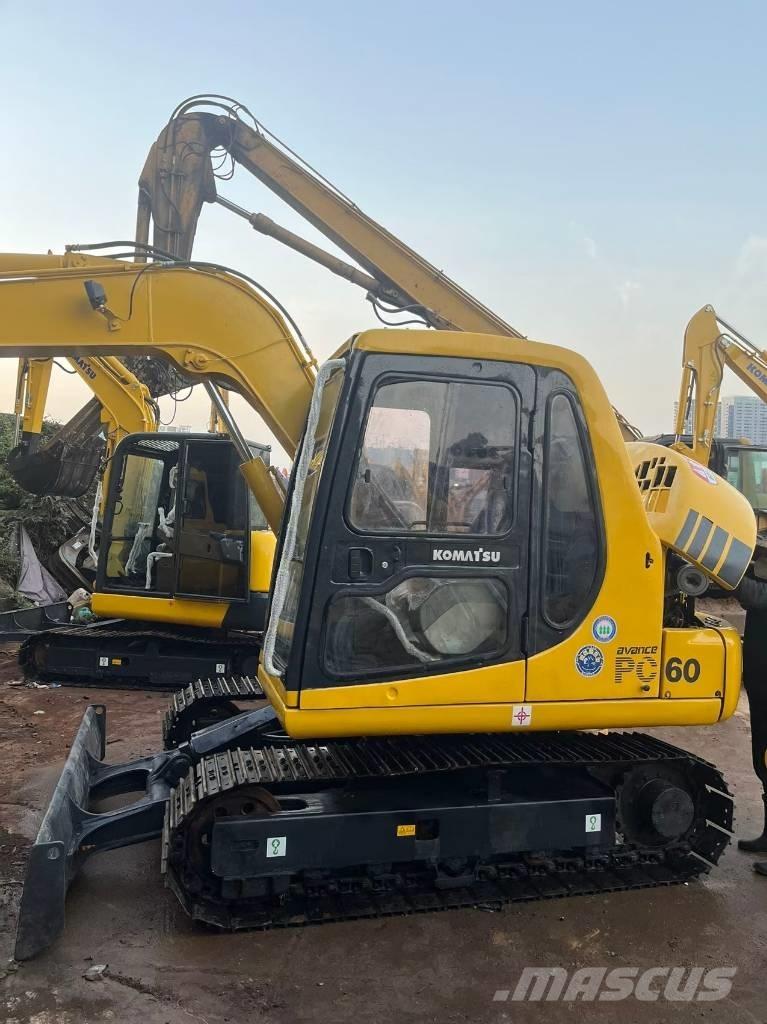 Komatsu PC 60-7 Pásové rýpadlá