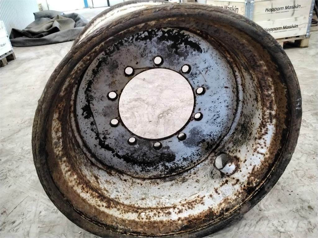 Valmet 836 20x26,5 Pneumatiky, kolesá a ráfiky