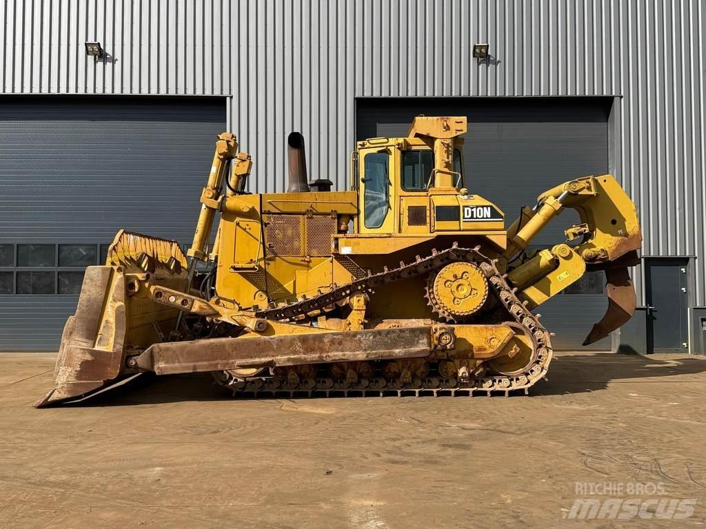 CAT D10N Pásové dozéry