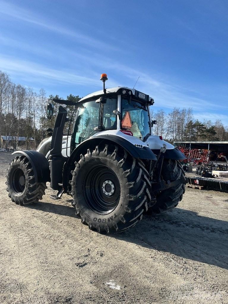 Valtra T 175 Direct Traktory