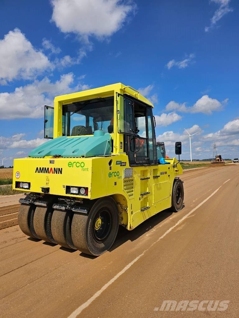 Ammann ART 240 Pneumatikové valce