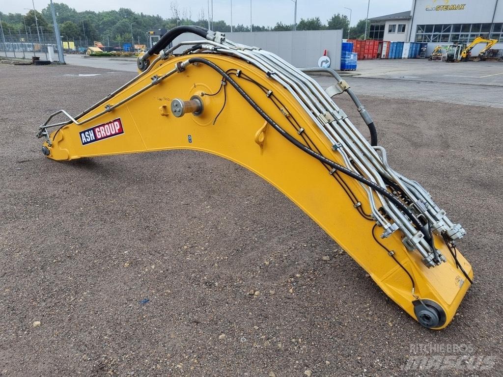 Liebherr R 906 ARM Výložníky a lyžice