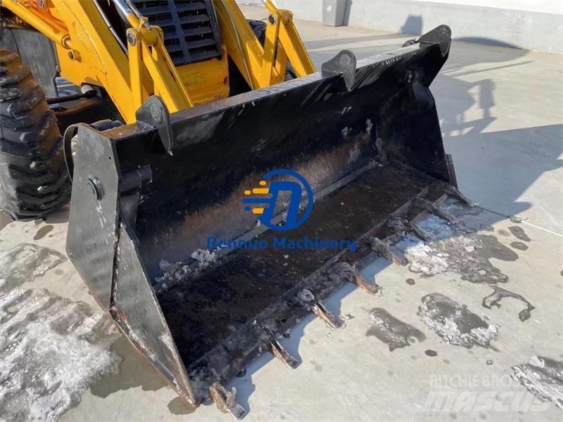 JCB 3 CX Rýpadlo-nakladače