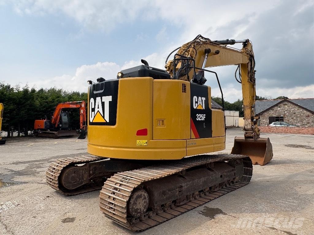 CAT 325 FL CR Pásové rýpadlá