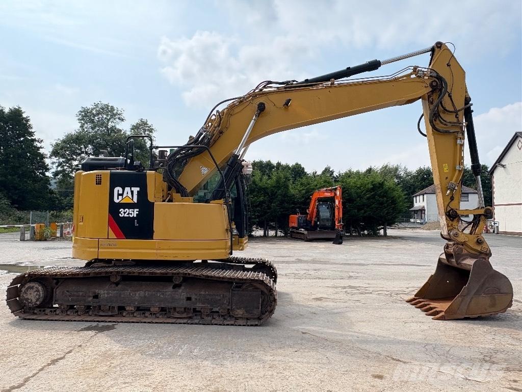CAT 325 FL CR Pásové rýpadlá