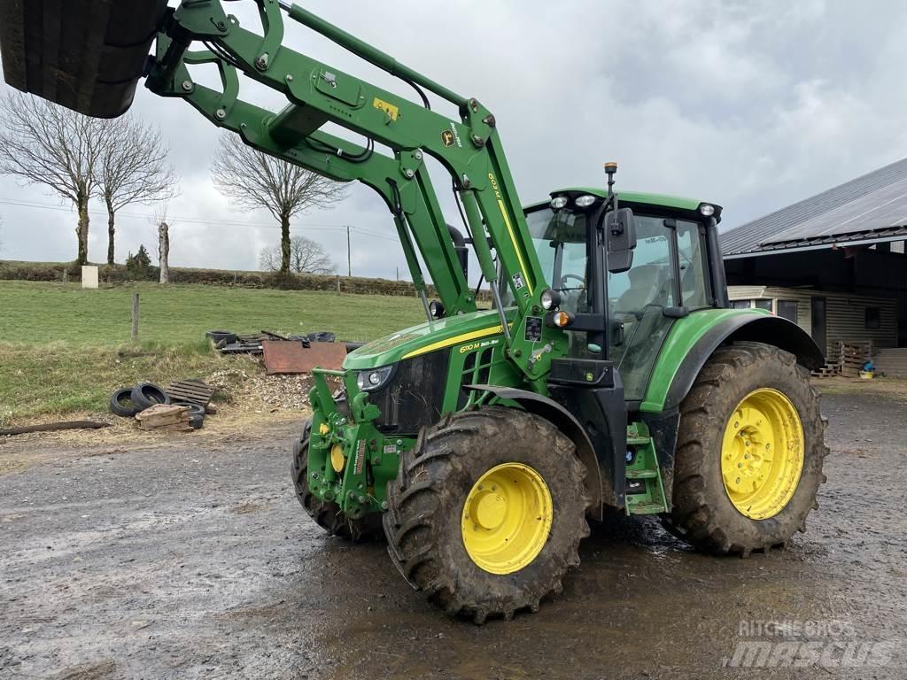 John Deere 6110M Traktory