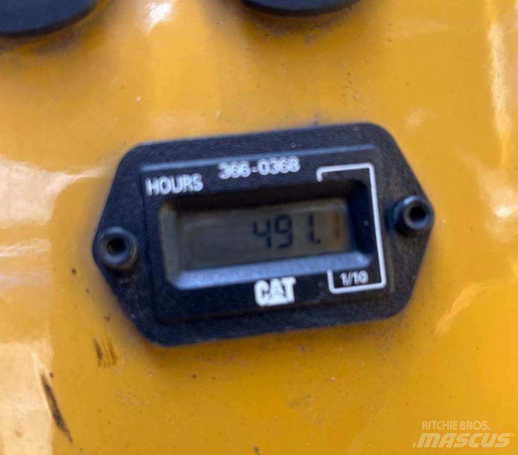 CAT CB 1.7 Tandemové valce