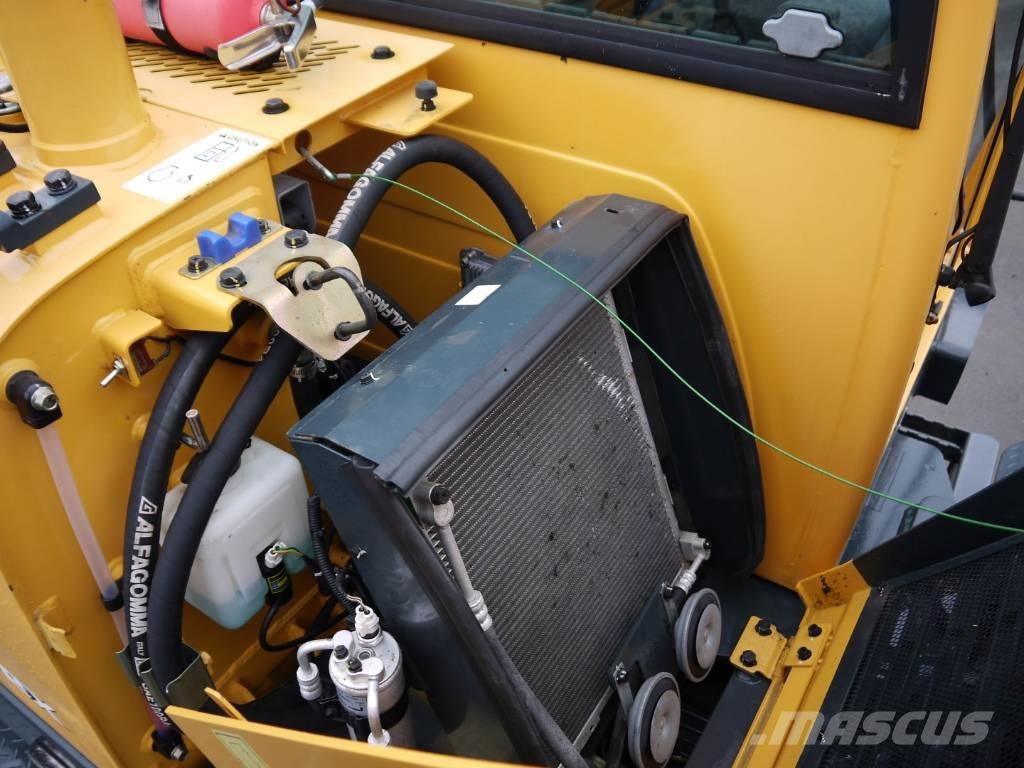 Hyundai R 55W-9A Kolesové rýpadlá