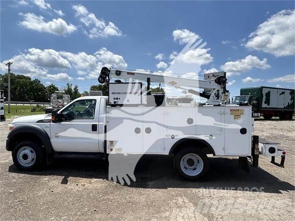 Ford F550 SD Stavebníctvo - ostatné