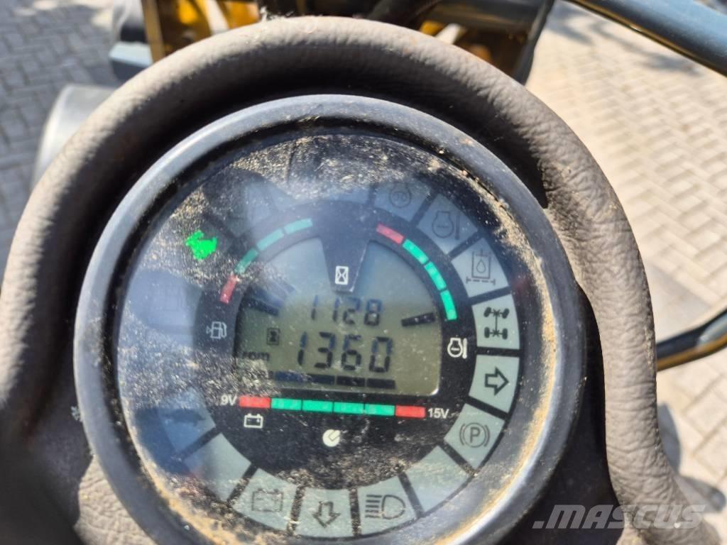 Mustang AL 306 Mininakladače