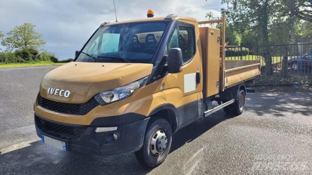 Iveco 35C 15 Nakladacia/sklápacia bočnica