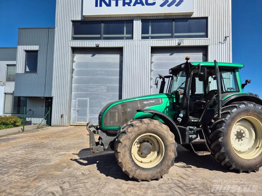 Valtra T 173 H Traktory