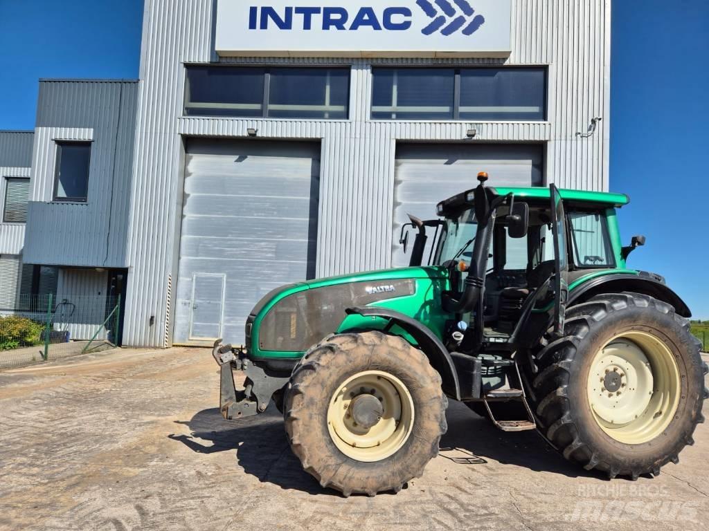 Valtra T 173 H Traktory