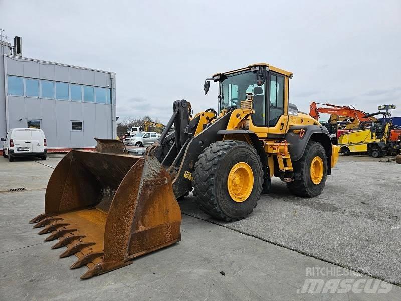 Volvo L 120 H Kolesové nakladače