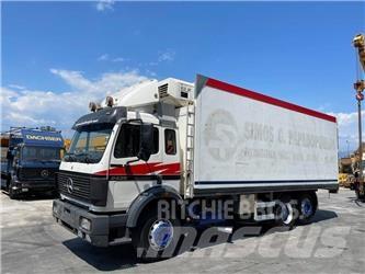 Mercedes-Benz 2435L Chladiace kontajnery