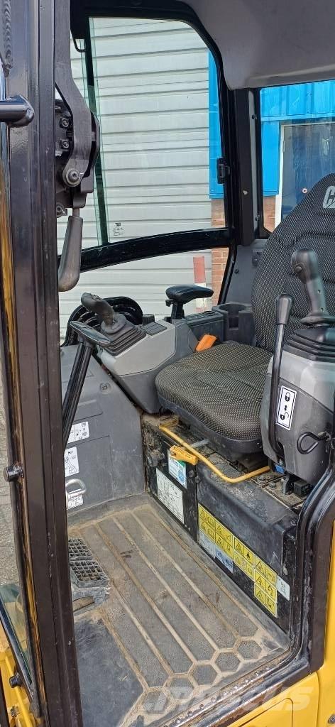 CAT 301.6 Mini rýpadlá < 7t