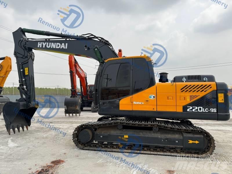 Hyundai R220LC-9S Pásové rýpadlá