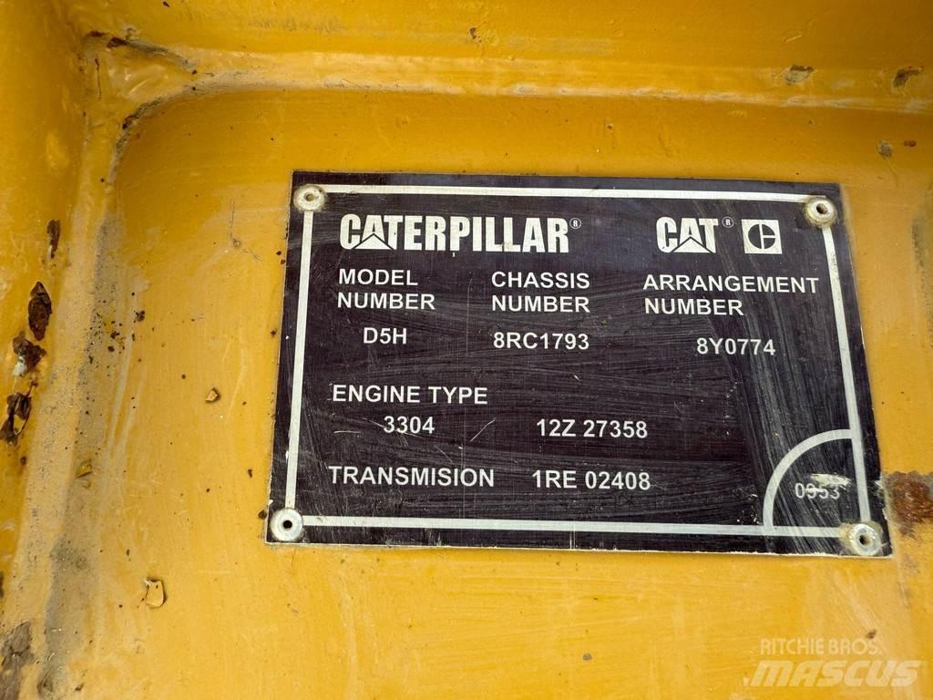 CAT D5H Buldozer Pásové dozéry