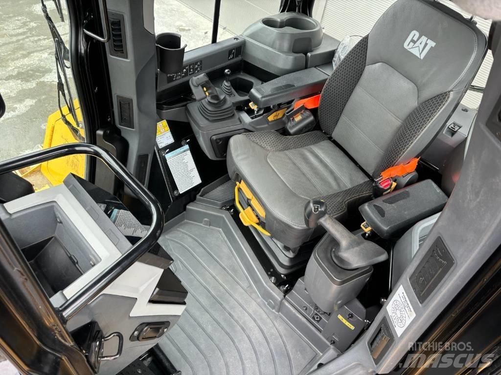 CAT D5-17 LGP Pásové dozéry