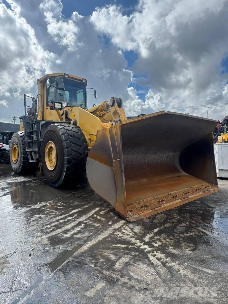 Komatsu WA 320-8 Kolesové nakladače