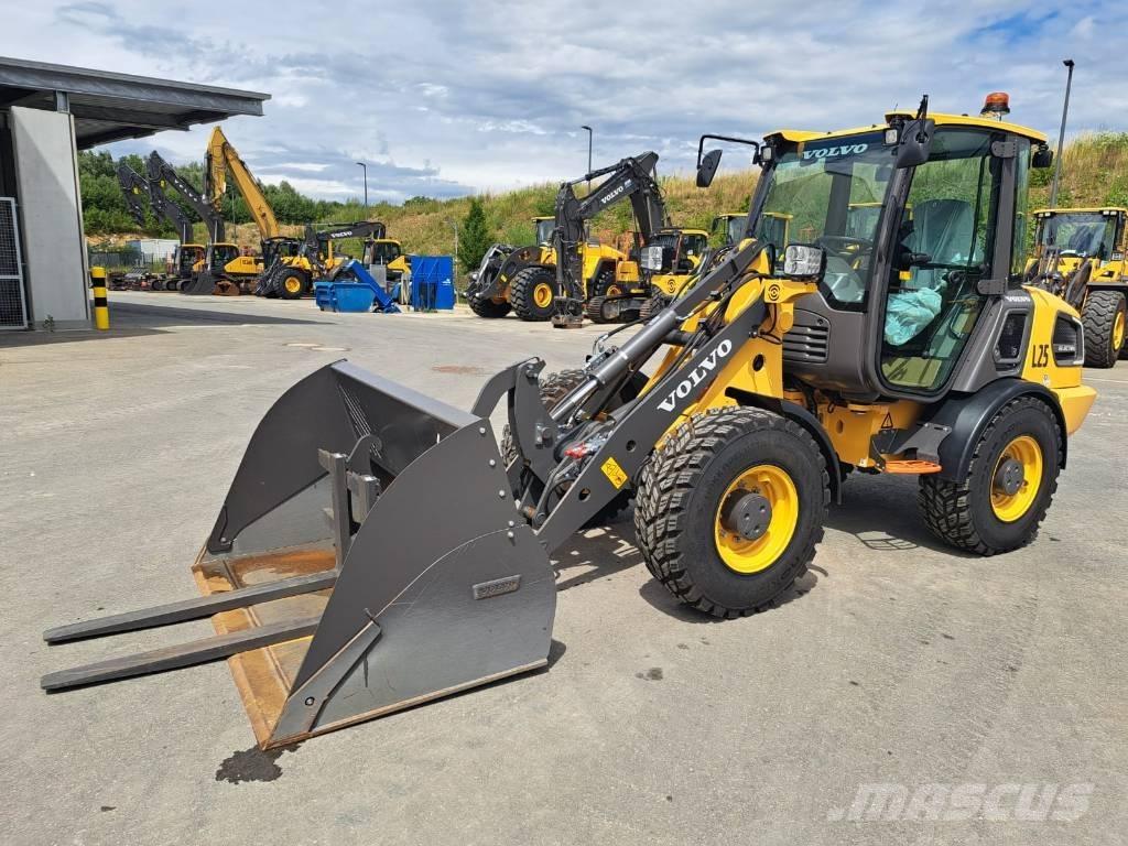 Volvo JL25H Šmykom riadené nakladače