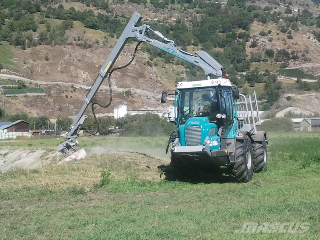 Pfanzelt Felix Lesné traktory