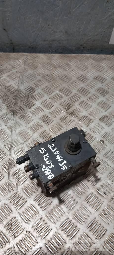 Scania R 440.   2204435 Hydraulika