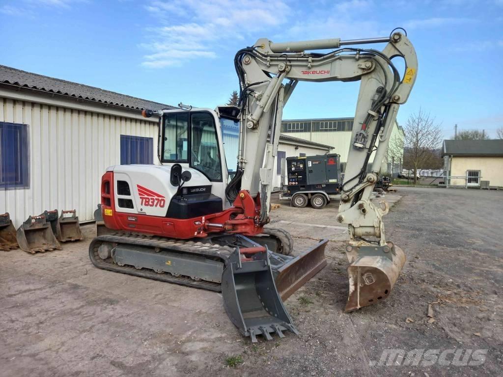 Takeuchi TB 370 CV Midi rýpadlá 7 t - 12 t