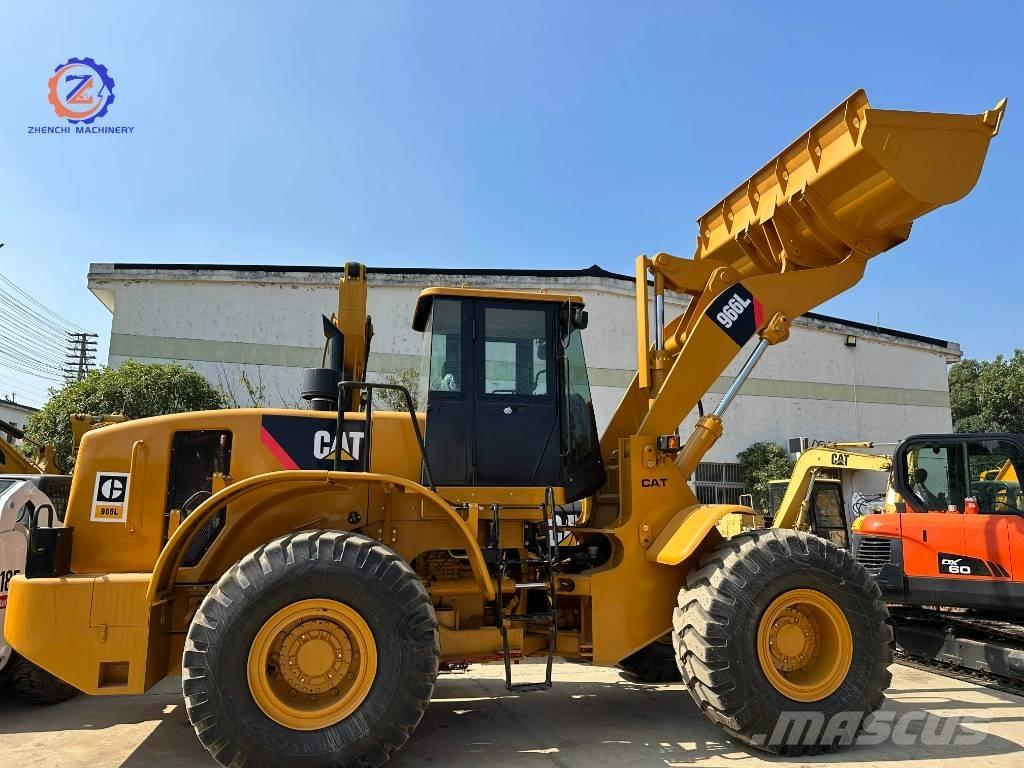 CAT 966 L Kolesové nakladače