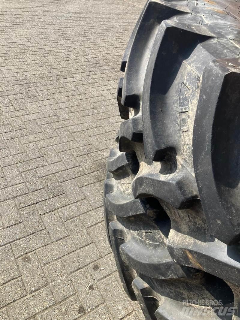 Petlas 520/85R42 Ďalšie poľnohospodárske stroje