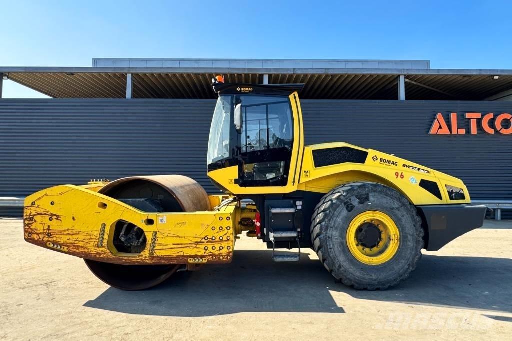 Bomag BW 226 BVC-5 Ťahačové valce