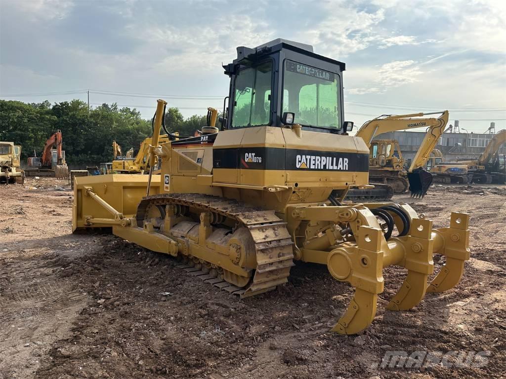 CAT D7G Pásové dozéry