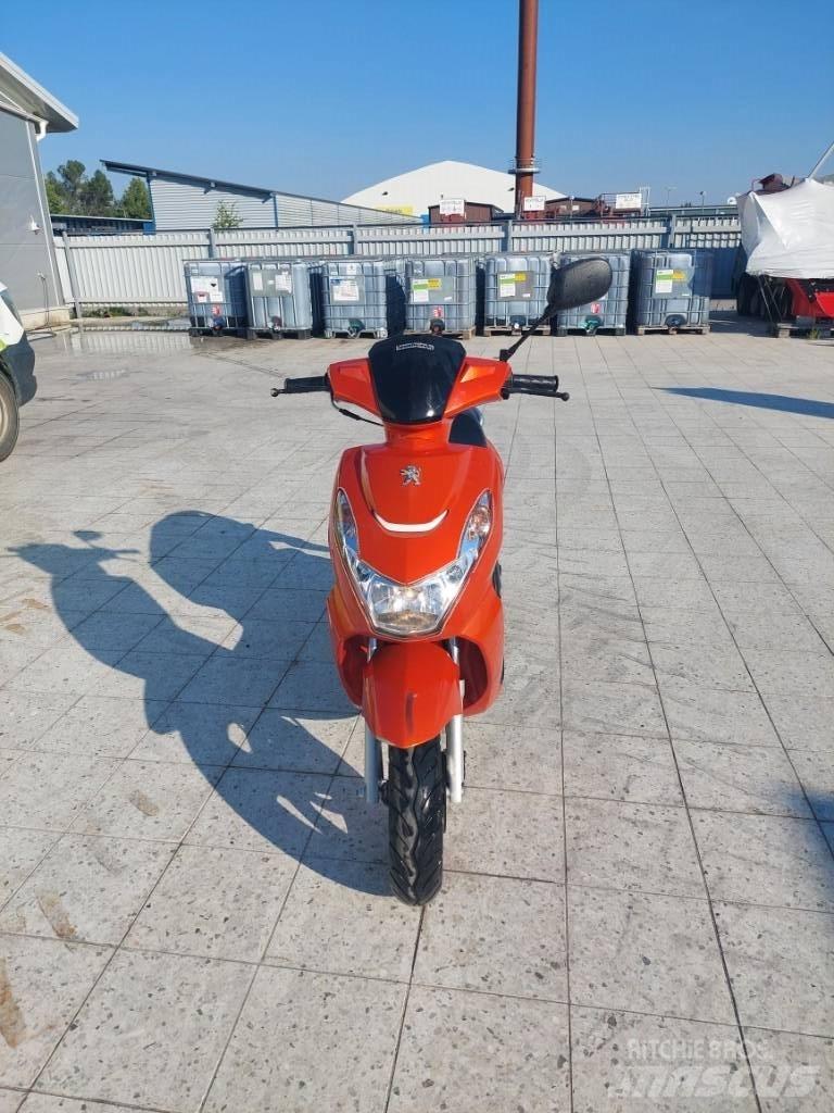 Peugeot Kisbee Terénne vozidlá