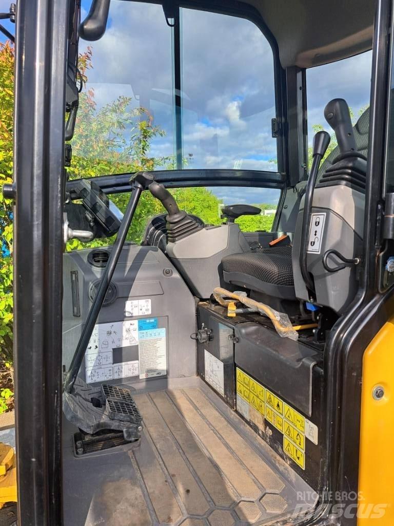 CAT 302cr Mini rýpadlá < 7t