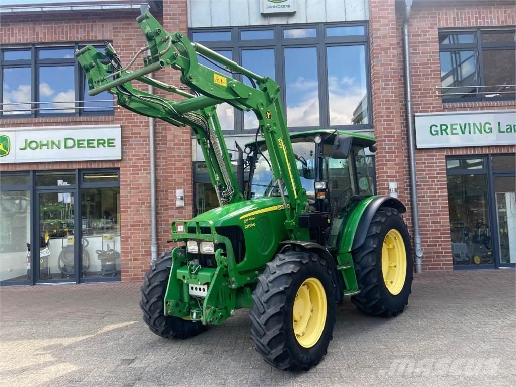 John Deere 5070M Traktory