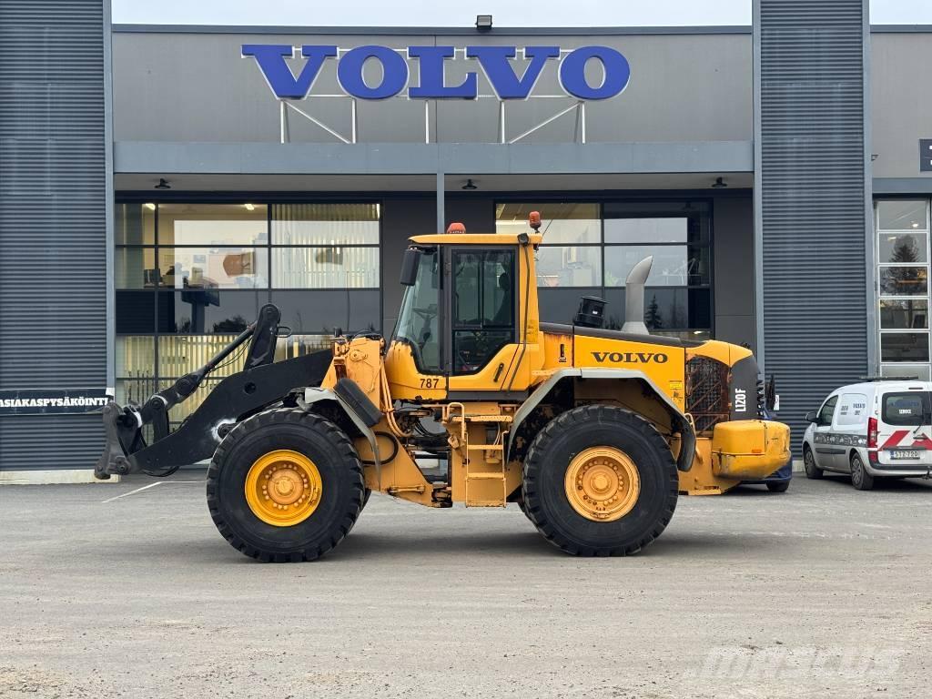 Volvo L 120 F Kolesové nakladače