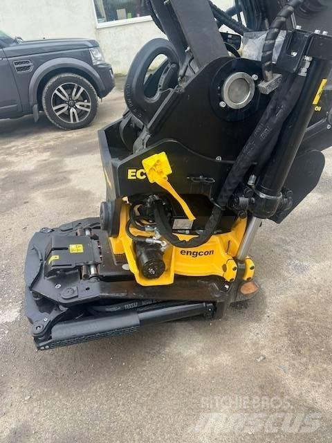Volvo EC220EL Pásové rýpadlá