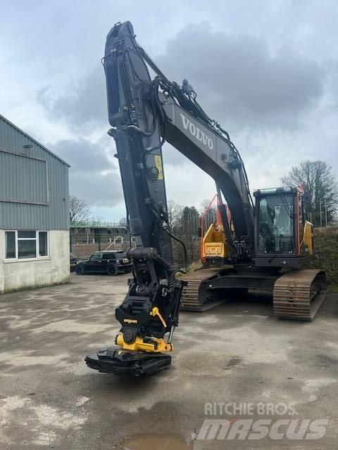 Volvo EC220EL Pásové rýpadlá