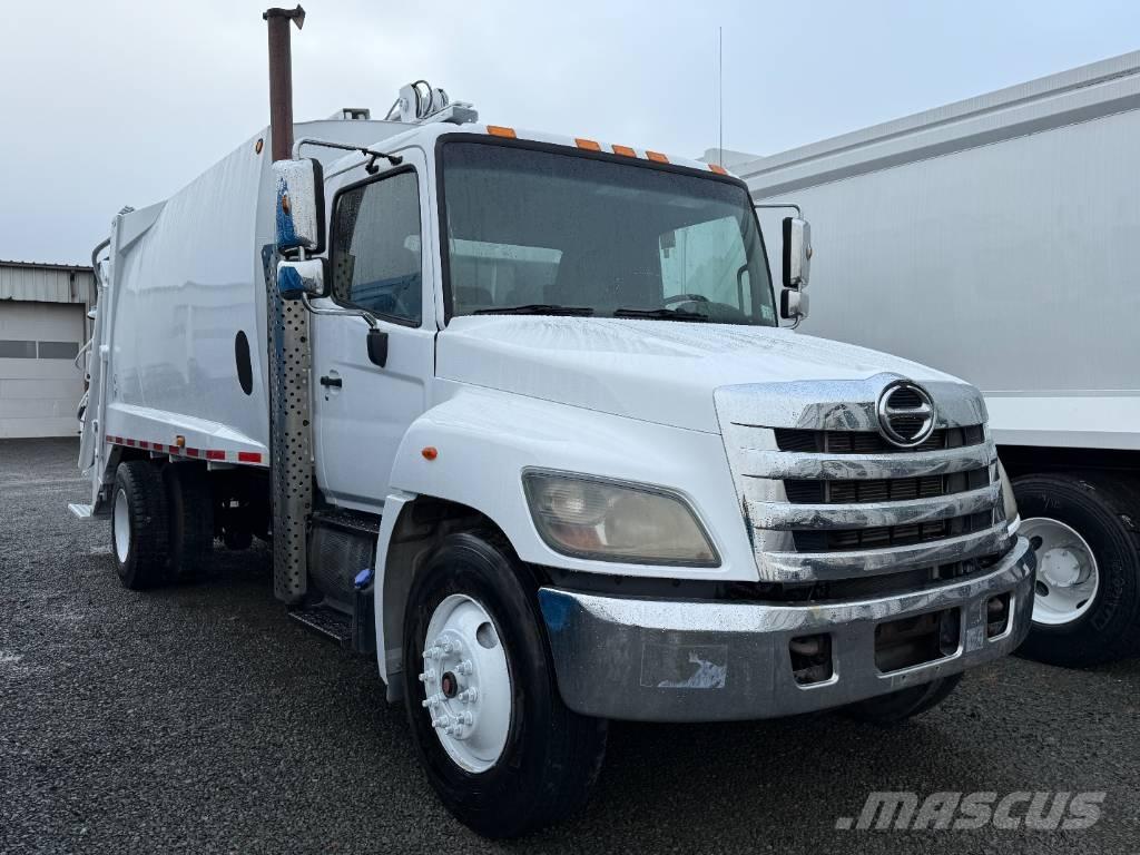 Hino 338 Smetiarske vozidlá