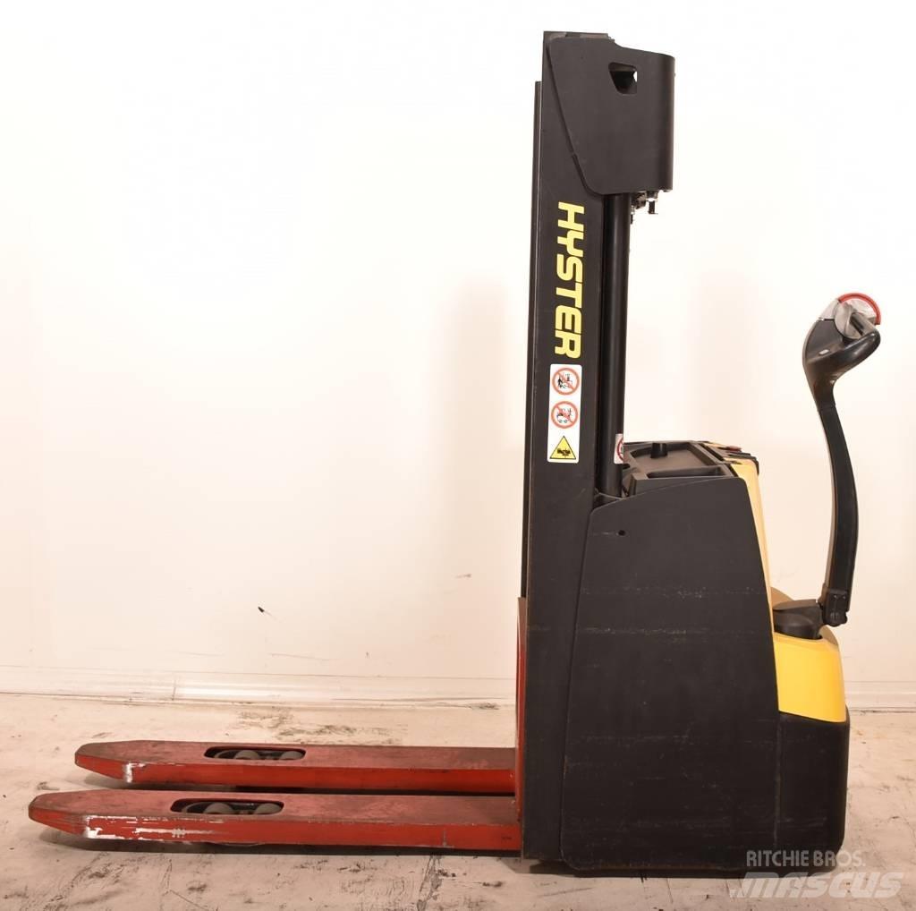 Hyster S1.4 Ručne vedené vysokozdvižné vozíky