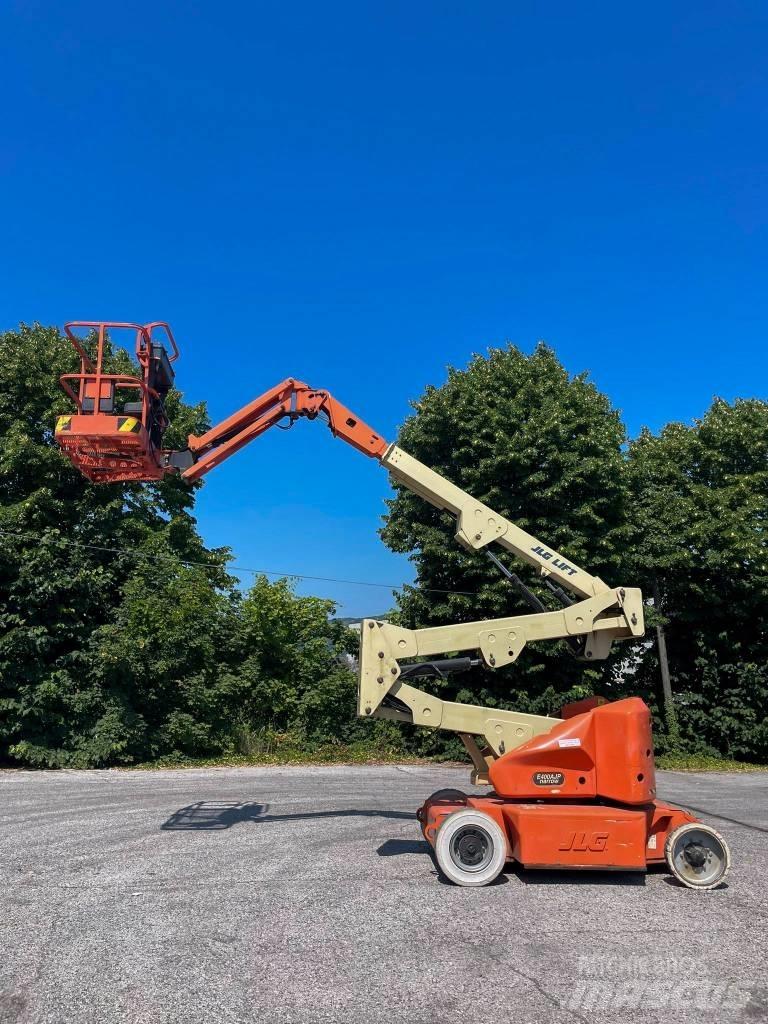 JLG E 400 AJP Kĺbové plošiny