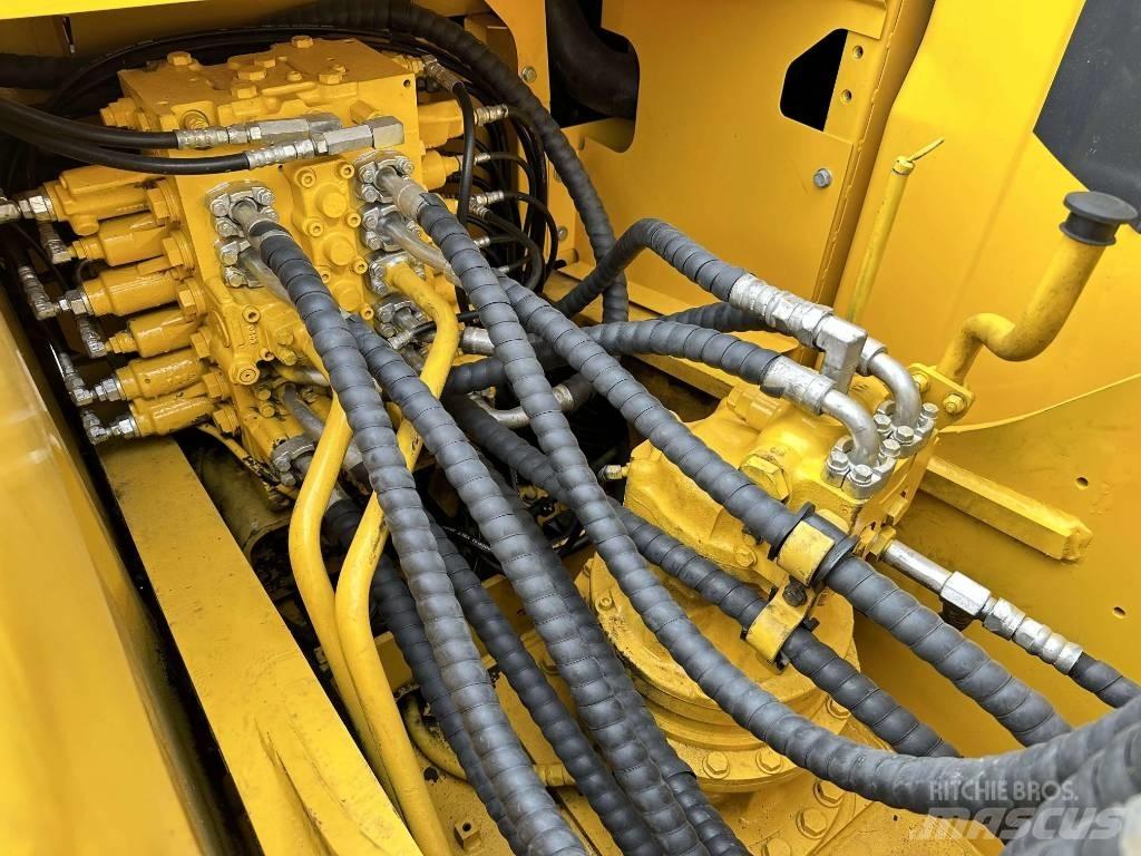 Komatsu PC200-8 Pásové rýpadlá