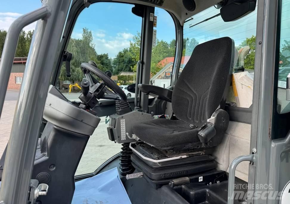 Wacker Neuson WL 60 Kolesové nakladače