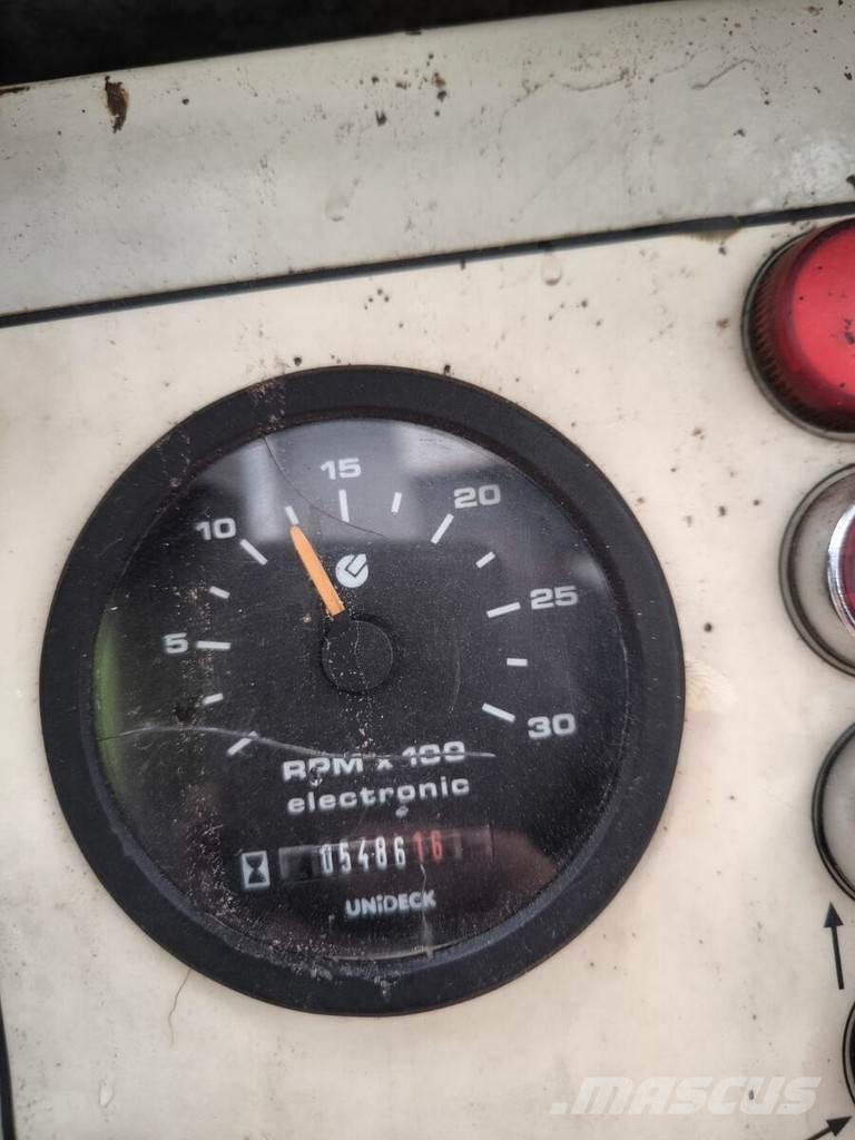 Comacchio MC 305 Veľké vŕtacie stroje