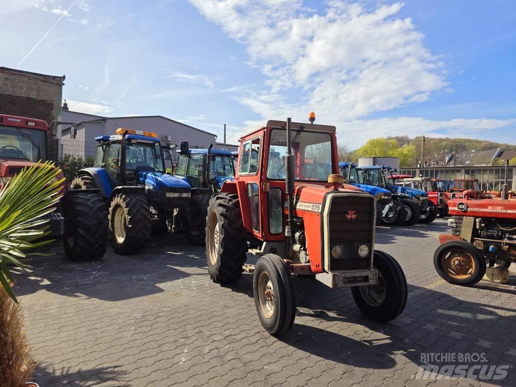Massey Ferguson 575 Traktory