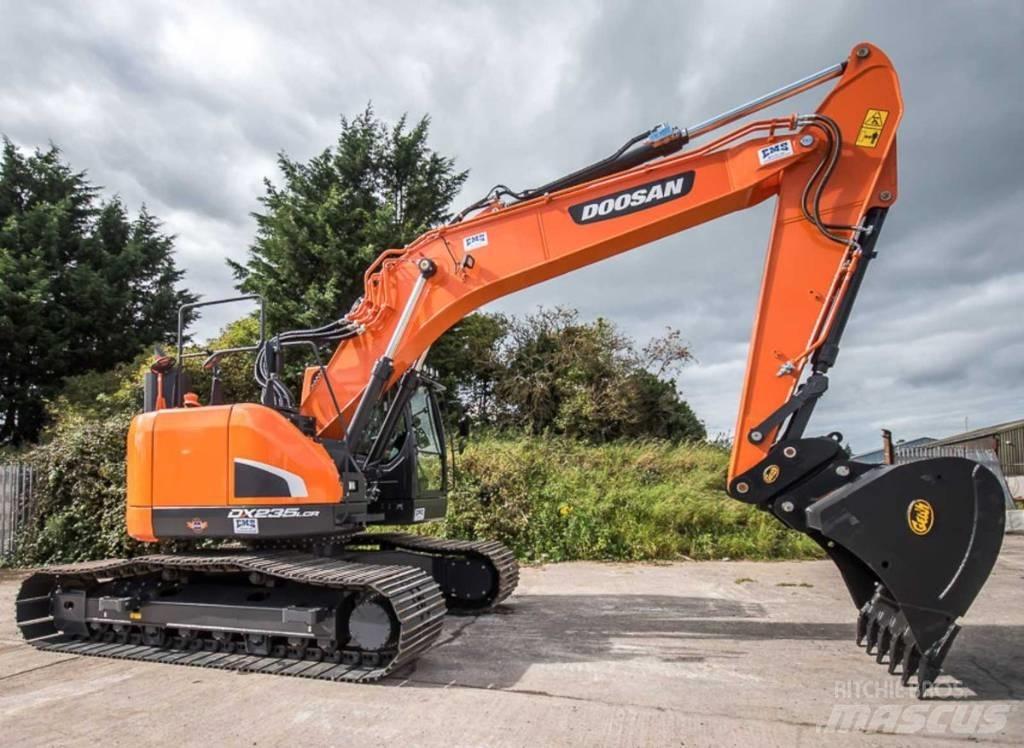 Doosan DX 235 LCR-5 Pásové rýpadlá