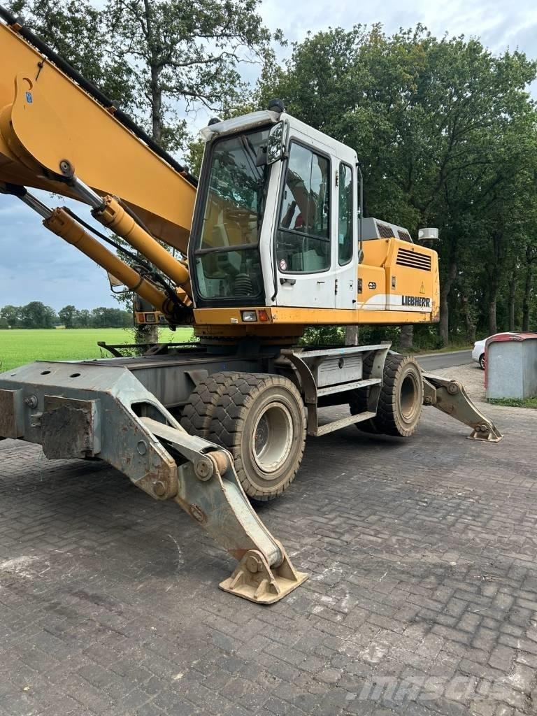 Liebherr 934 B Stroje pre manipuláciu s odpadom