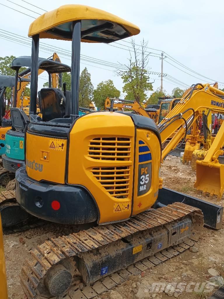 Komatsu PC 35 Pásové rýpadlá